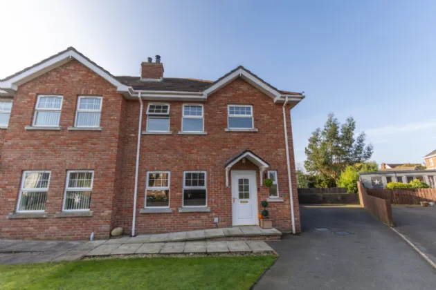 39 The Ferns, Hilltown, Newry, County Down, BT34 5WE