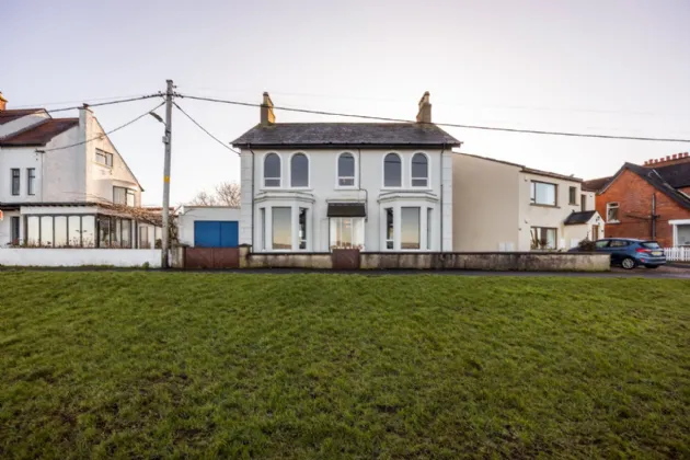 Kinnegar Villa, 11 The Esplanade, Holywood, County Down, BT18 9JP