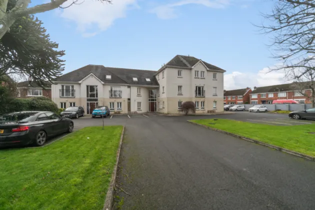 Apartment 12,, 1A Inverary Drive, Belfast, County Antrim, BT4 1RB