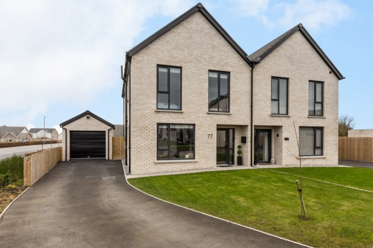 77 Fourth Avenue Rivenwood, Newtownards, County Down, BT23 8AR