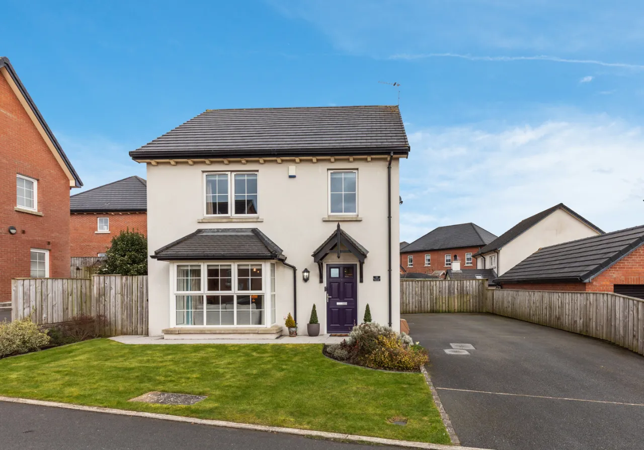 15 Blackwood Crescent, Newtownards, County Down, BT23 4XX
