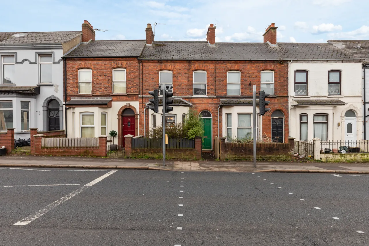 41 Upper Newtownards Road, Belfast, County Antrim, BT4 3HT