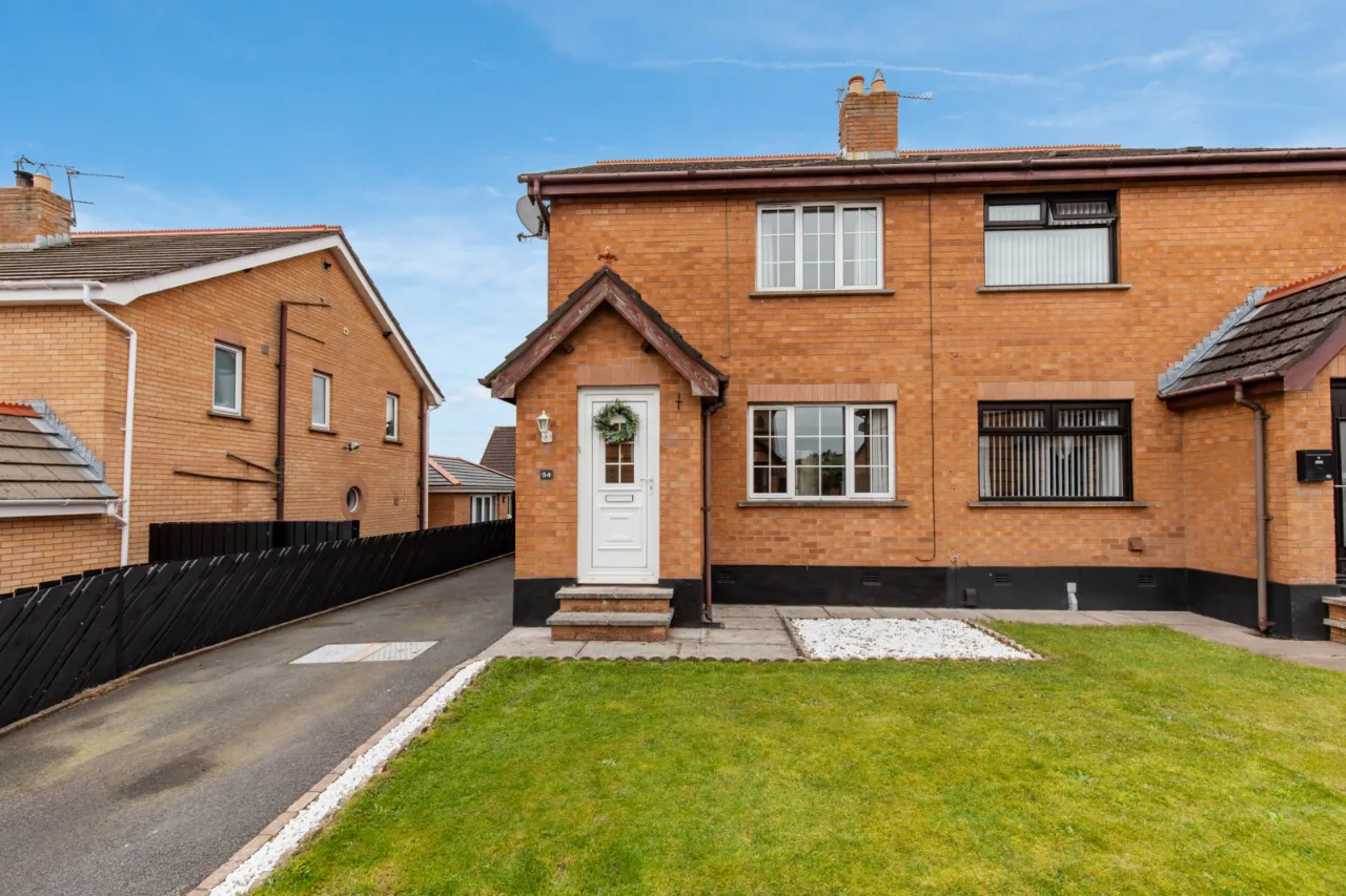 84 Old Mill Rise, Dundonald, Belfast, County Down, BT16 1WE