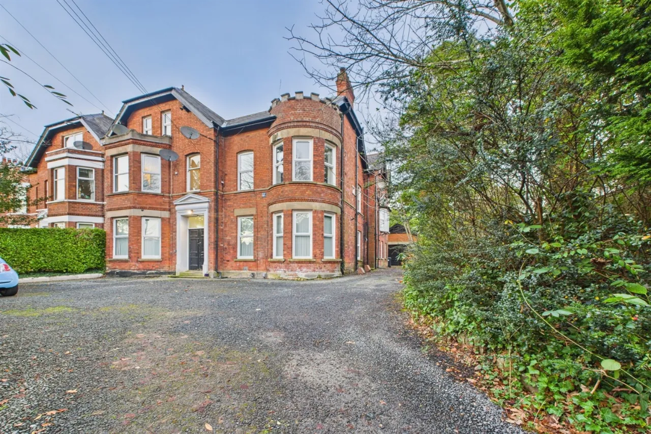 Apt 3b, Belfast, BT9 5JT, 