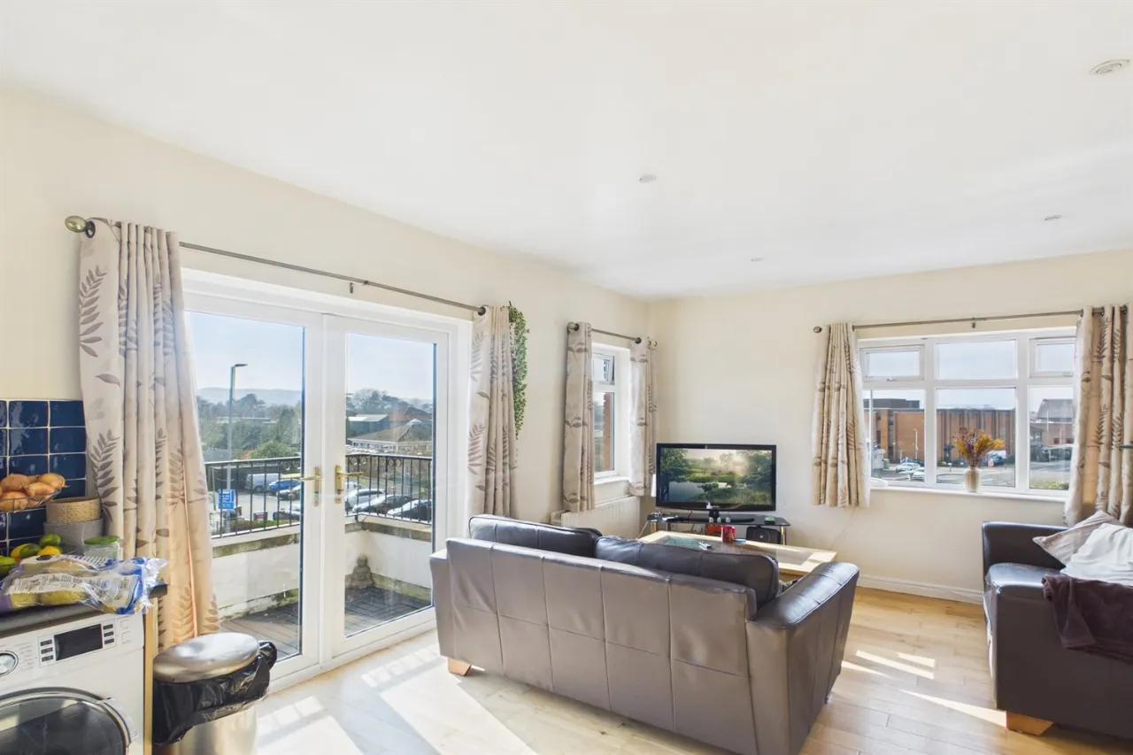 6 The Manor, Belfast, BT4 3FF, 