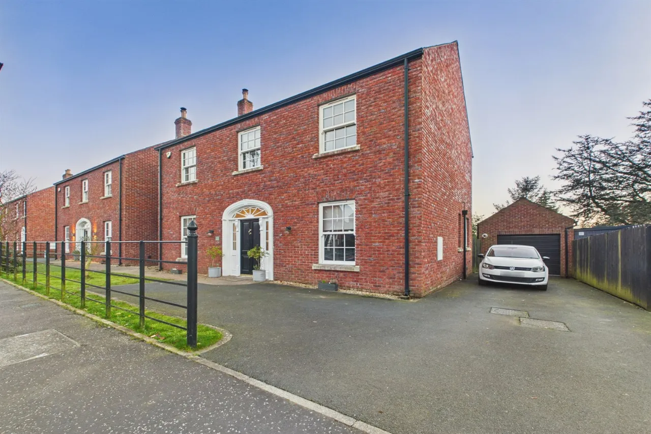 15 Breton Court, Lisburn, BT28 3ZG, 