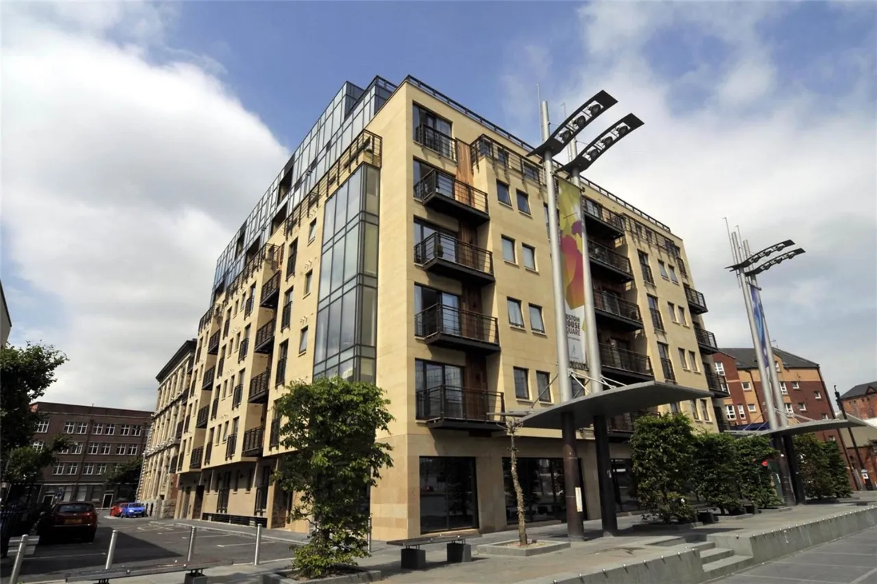 16 Custom House Residence, Belfast, BT1 3EY, 