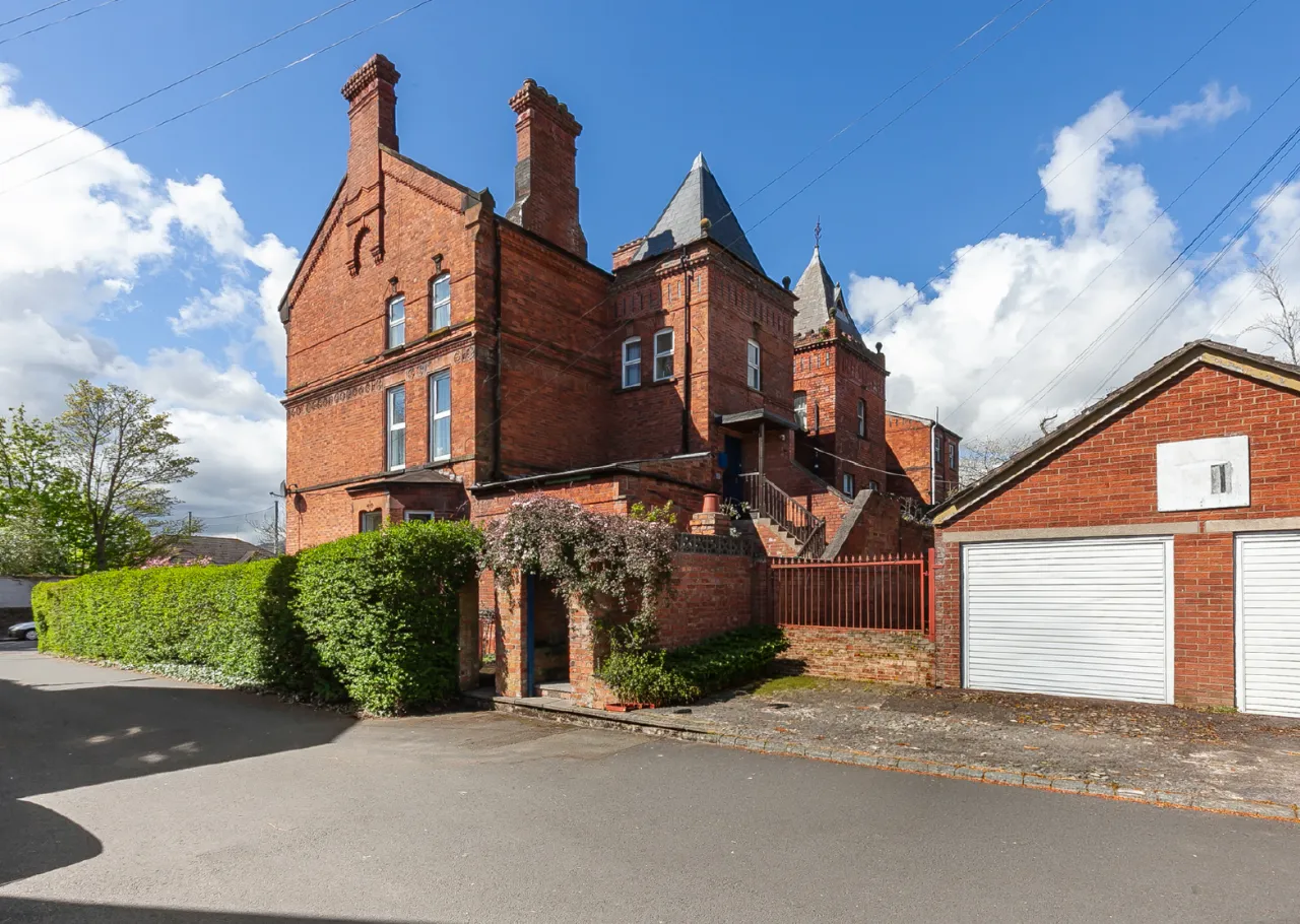2 Easton Avenue, Belfast, County Antrim, BT14 6LL