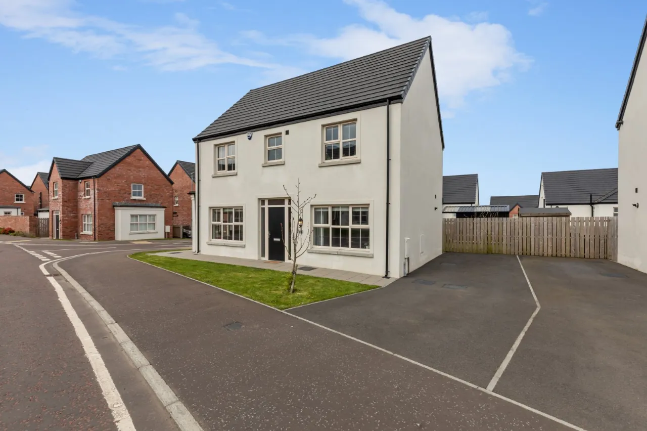 135 Black Quarter Meadow, Carryduff, Belfast, County Down, BT8 8GF