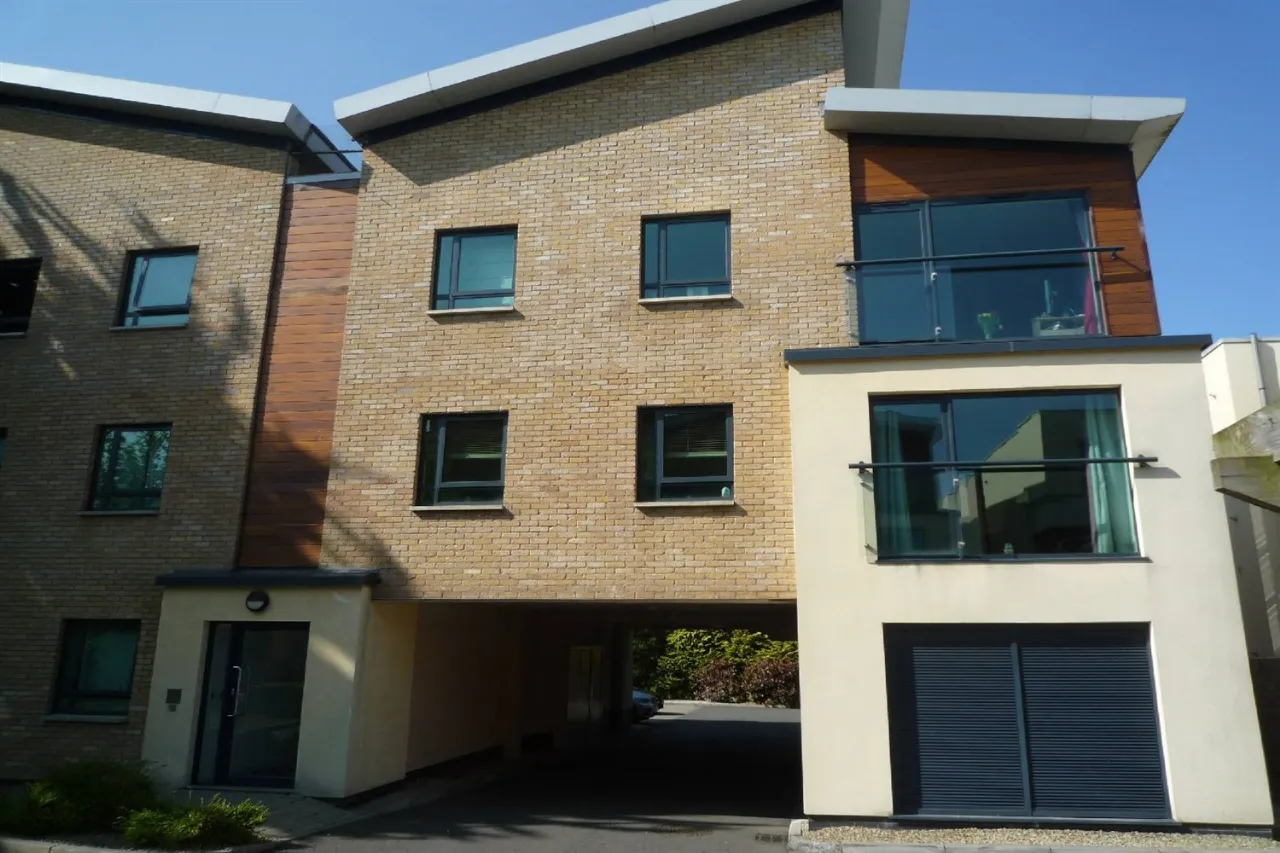 B8 The Limes, Belfast, BT4 2AT, 