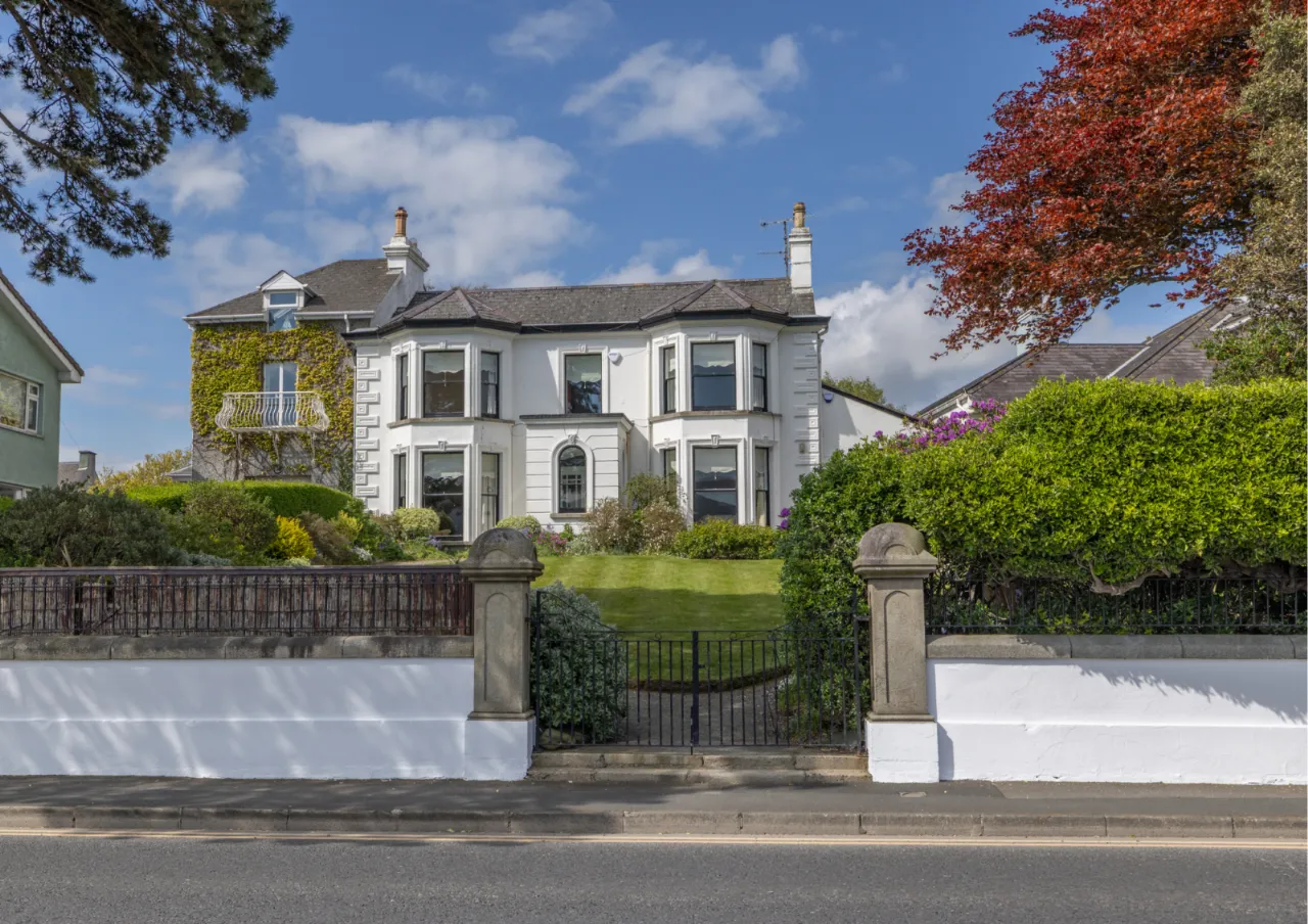 37 Seaview, Warrenpoint, Newry, County Down, BT34 3NJ