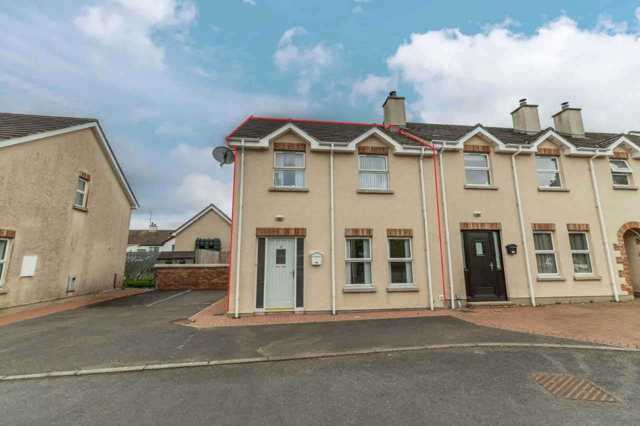 9 Aonach Court, Hilltown, Newry, County Down, BT34 5WZ