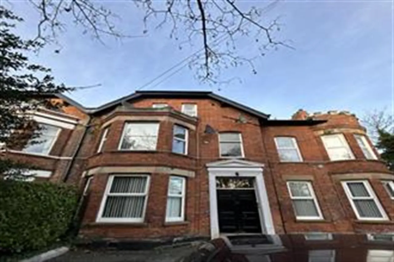 Apt 2, 12 Deramore Park, Belfast, BT9 5JT, 