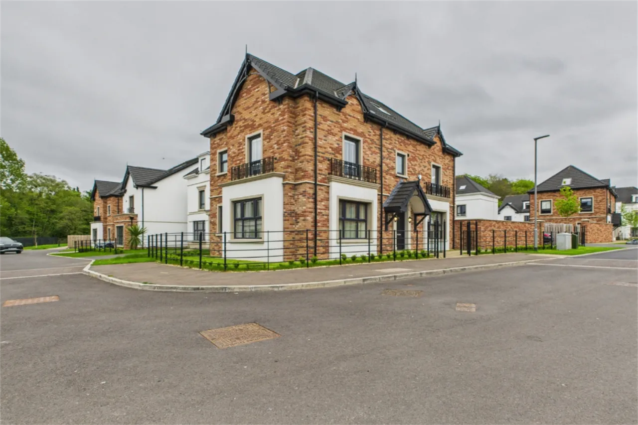 16 Castlehill Wood, Belfast, BT4 3PJ, 