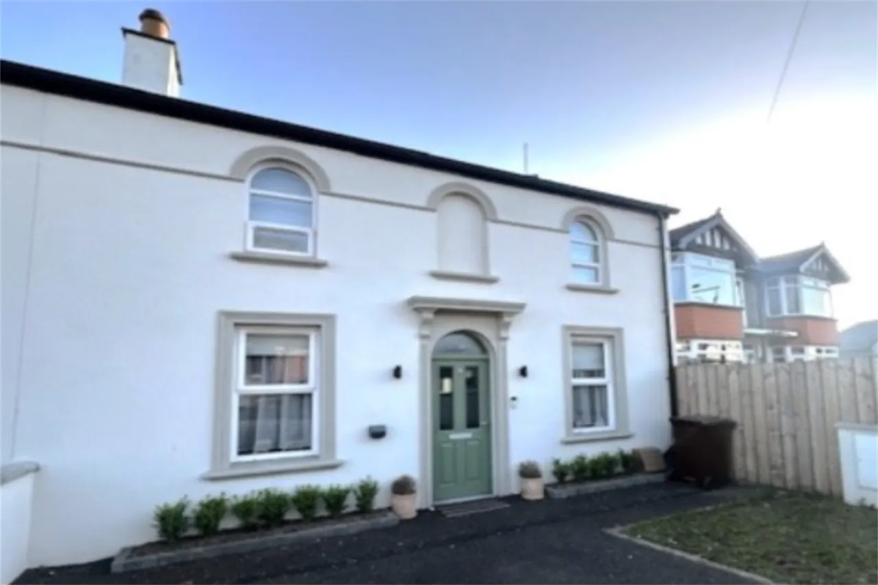 3 Dunmurry Lane, Belfast, BT17 9RP, 