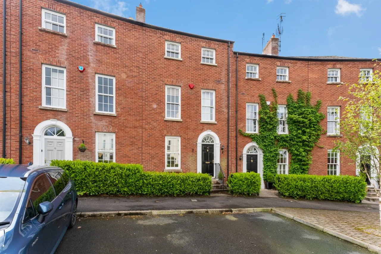 11 Kilwarlin Crescent, Hillsborough, BT26 6QF, 