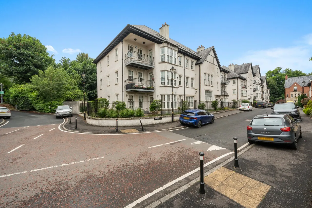 Apartment 1, 2 Danesfort Park North, Belfast, County Antrim, BT9 5RB