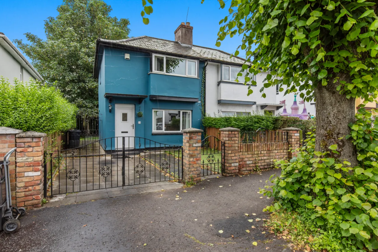 15 Deerpark Road, Belfast, County Antrim, BT14 7PT