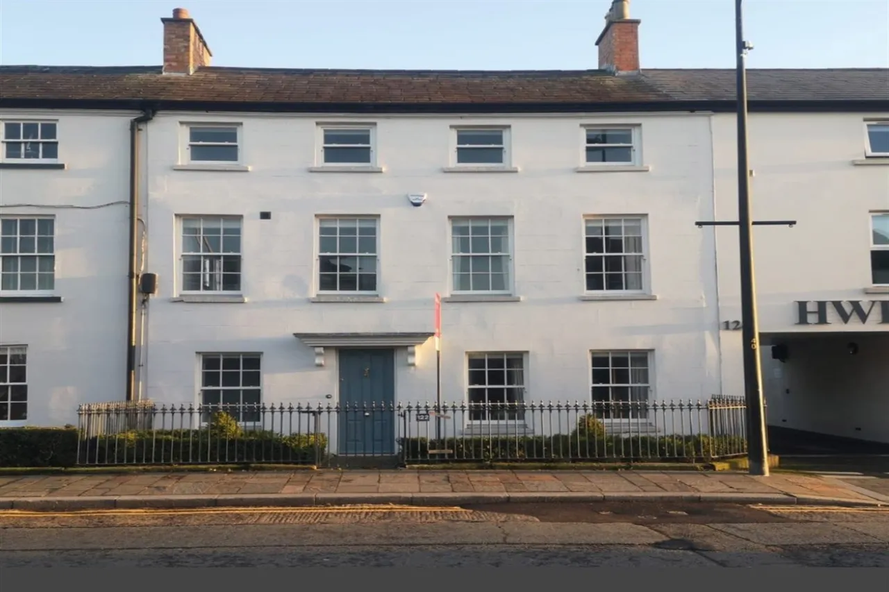 122 High Street, Holywood, BT18 9HW, 