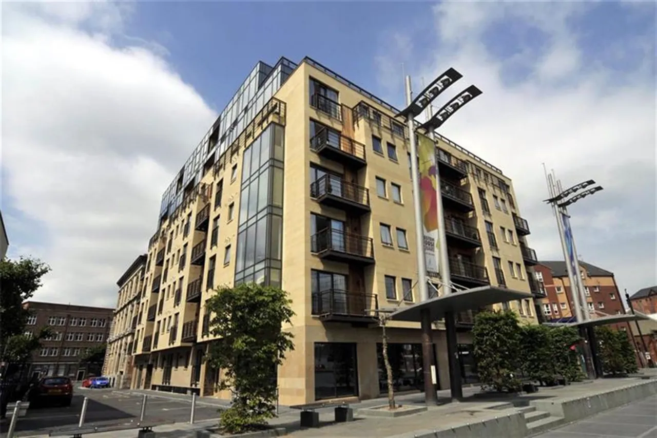 57 Custom House Residence, Belfast, BT1 3EY, 