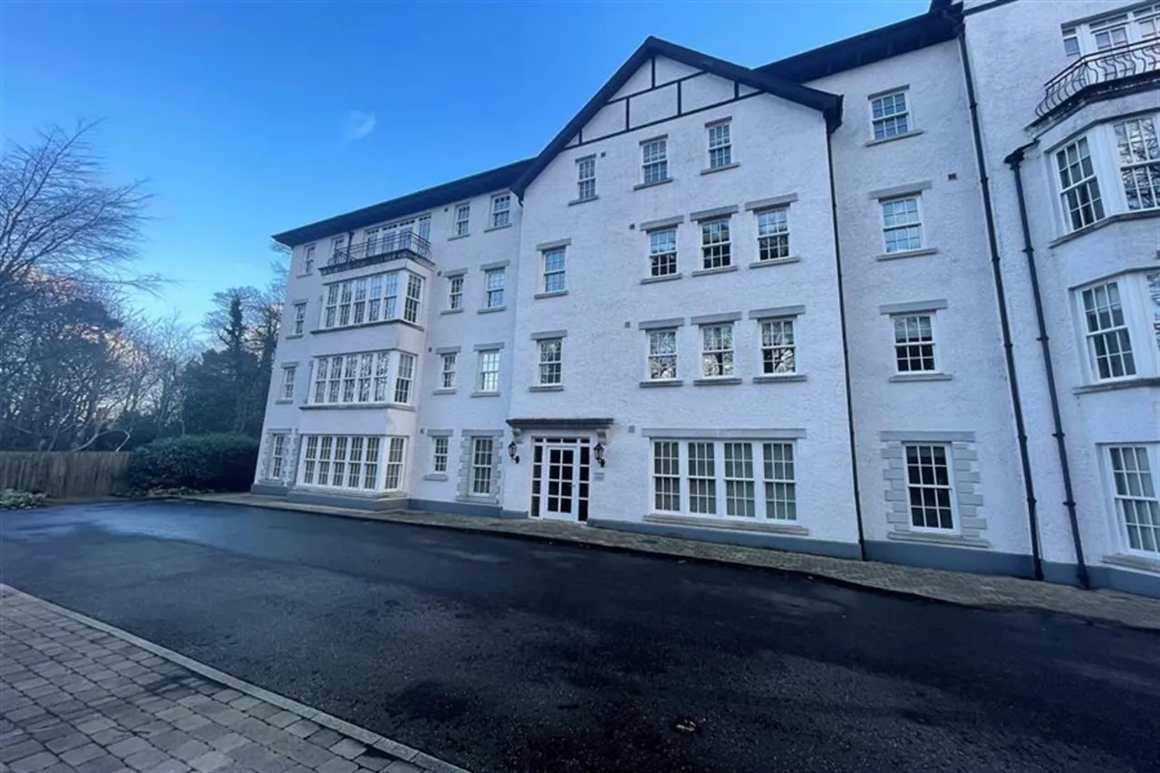 Apt 5, 6 Danesfort Park North, Belfast, BT9 5RB, 