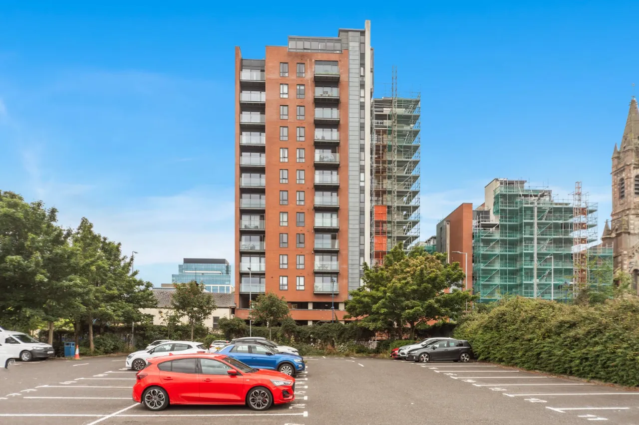 128 James Clow Building, 15 Princes Dock Street, Belfast, BT1 3DS