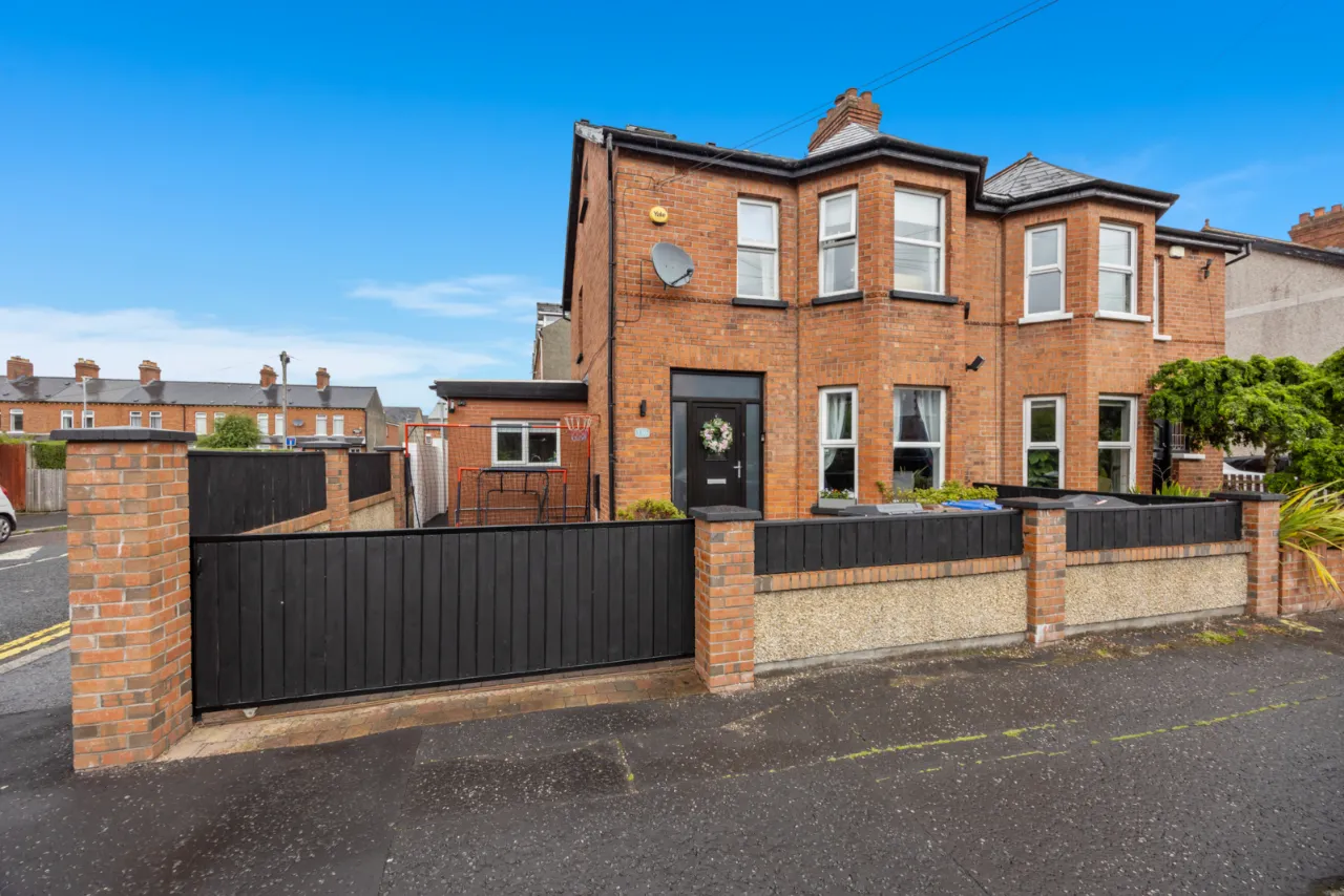 156 Ardenlee Avenue, Belfast, County Antrim, BT6 0AE