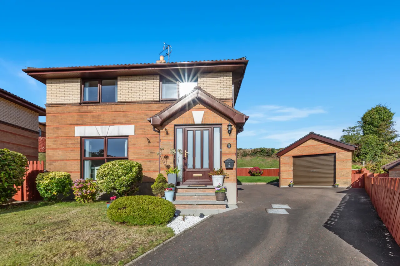 38 Grangewood Manor, Dundonald, Belfast, County Down, BT16 1GJ