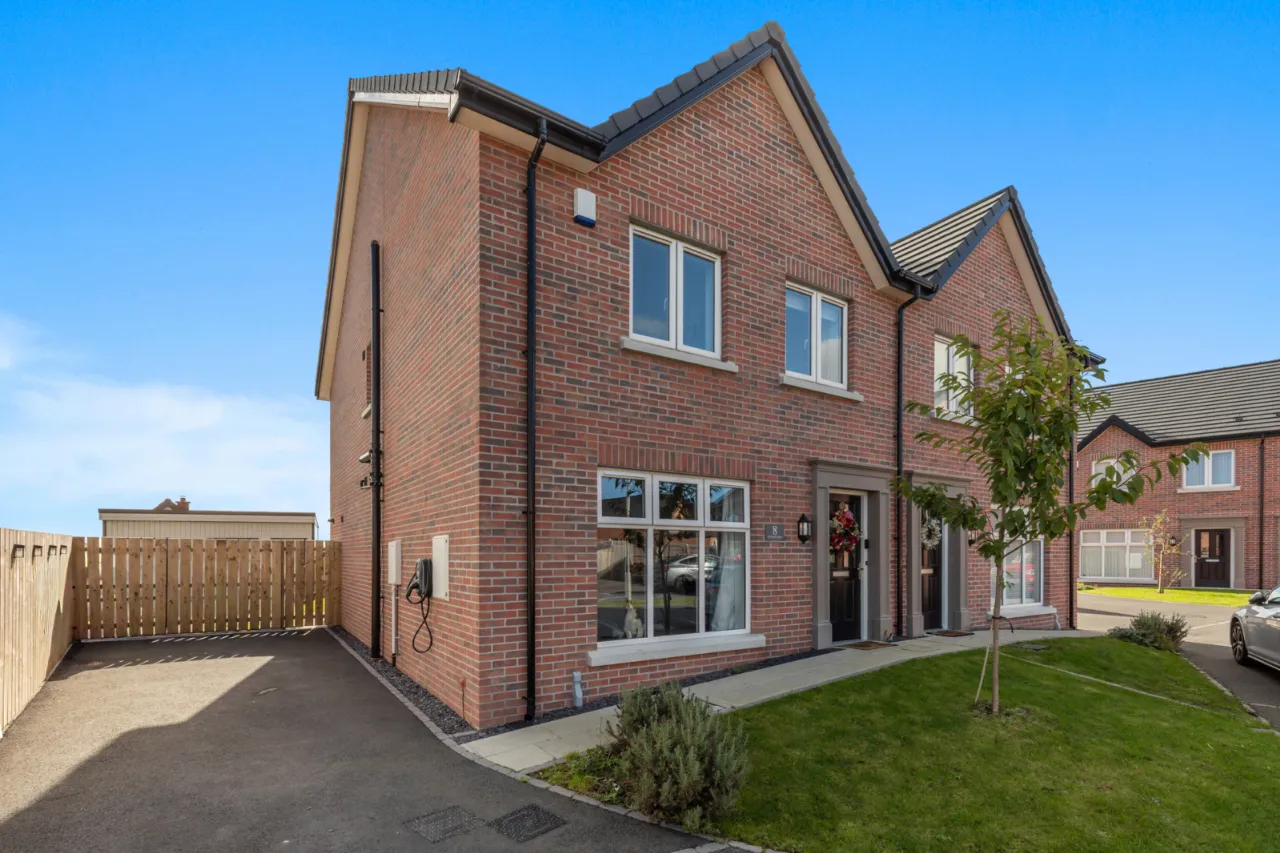 8 Oak Meadow Mews, Newtownards, County Down, BT23 7JJ