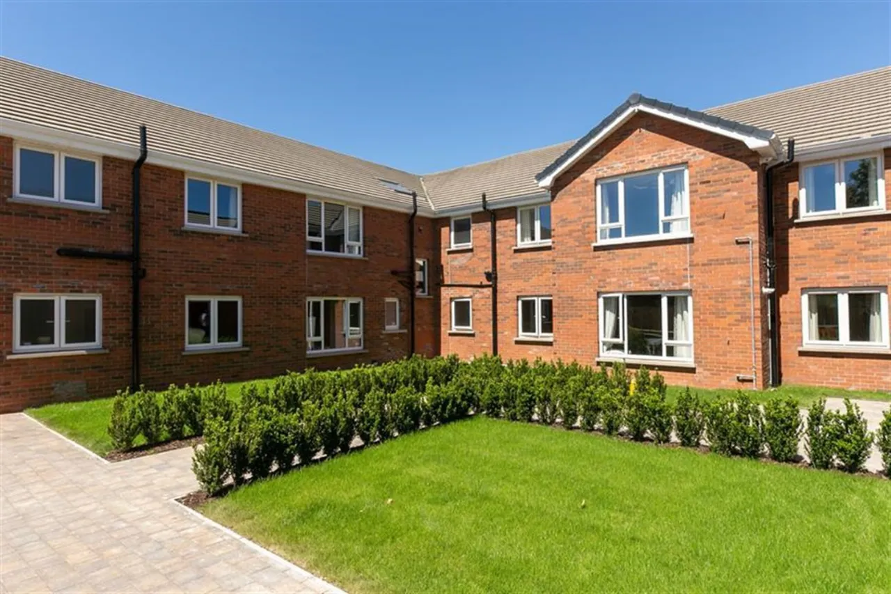 Apartment 1, 8 Summerhill Avenue, Belfast, BT5 7UE, 