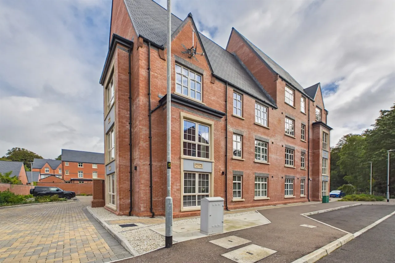 Apartment 10, 1 Lacefield, Belfast BT4 3PA, Belfast, BT4 3PA, 