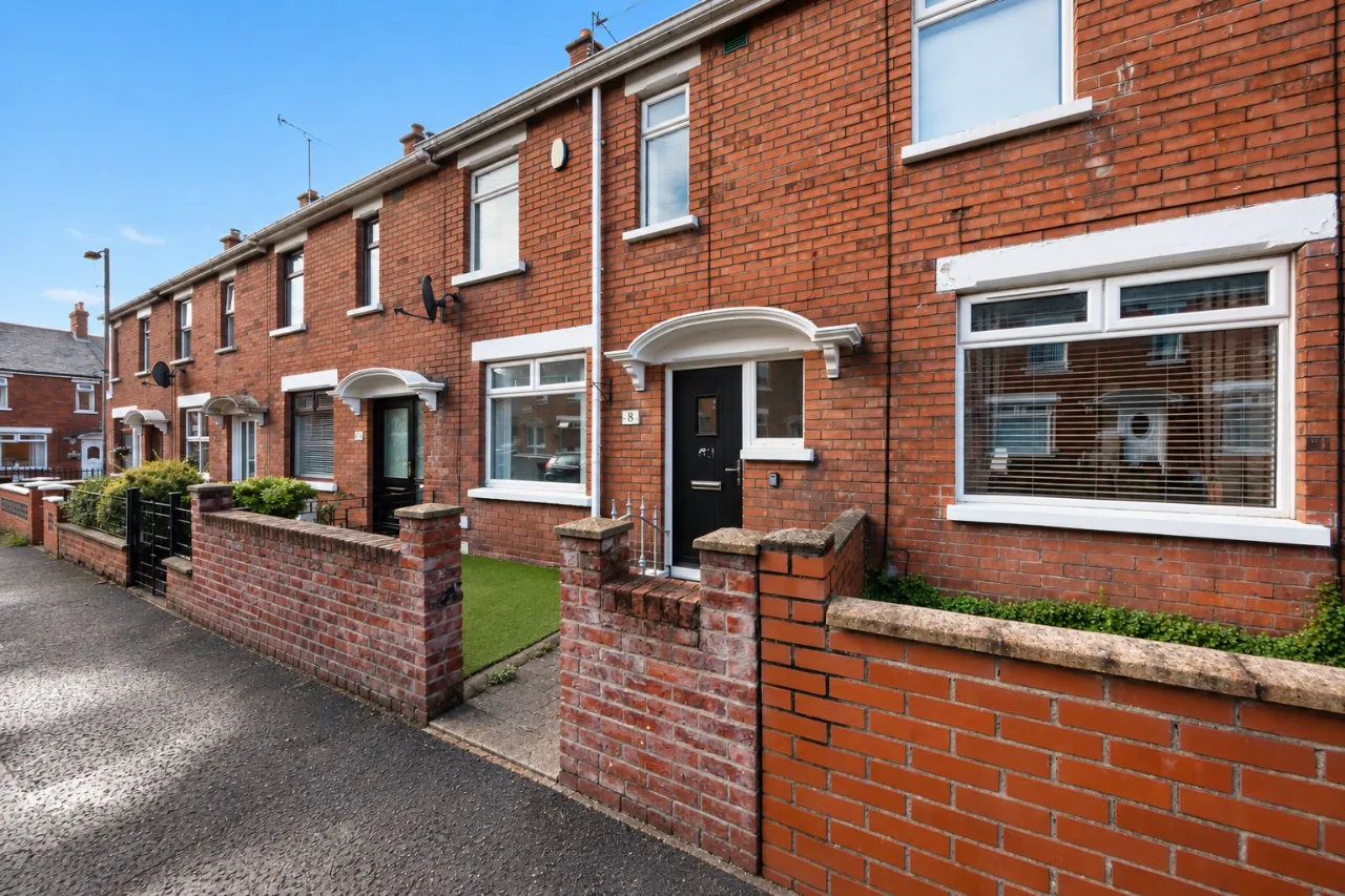 8 Sefton Park, Belfast, County Antrim, BT4 1PN