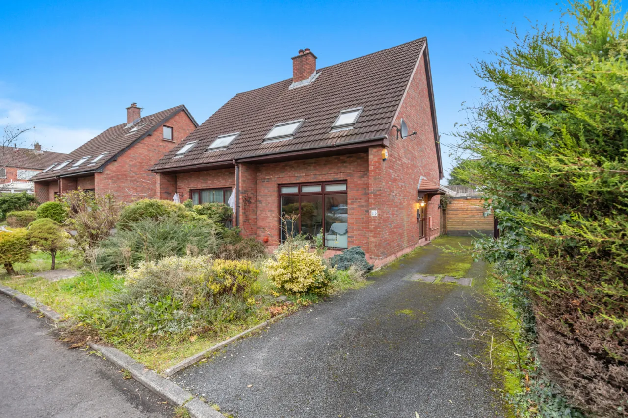 15 Lakeside Drive, Finaghy Road South, Belfast, BT10 0NU